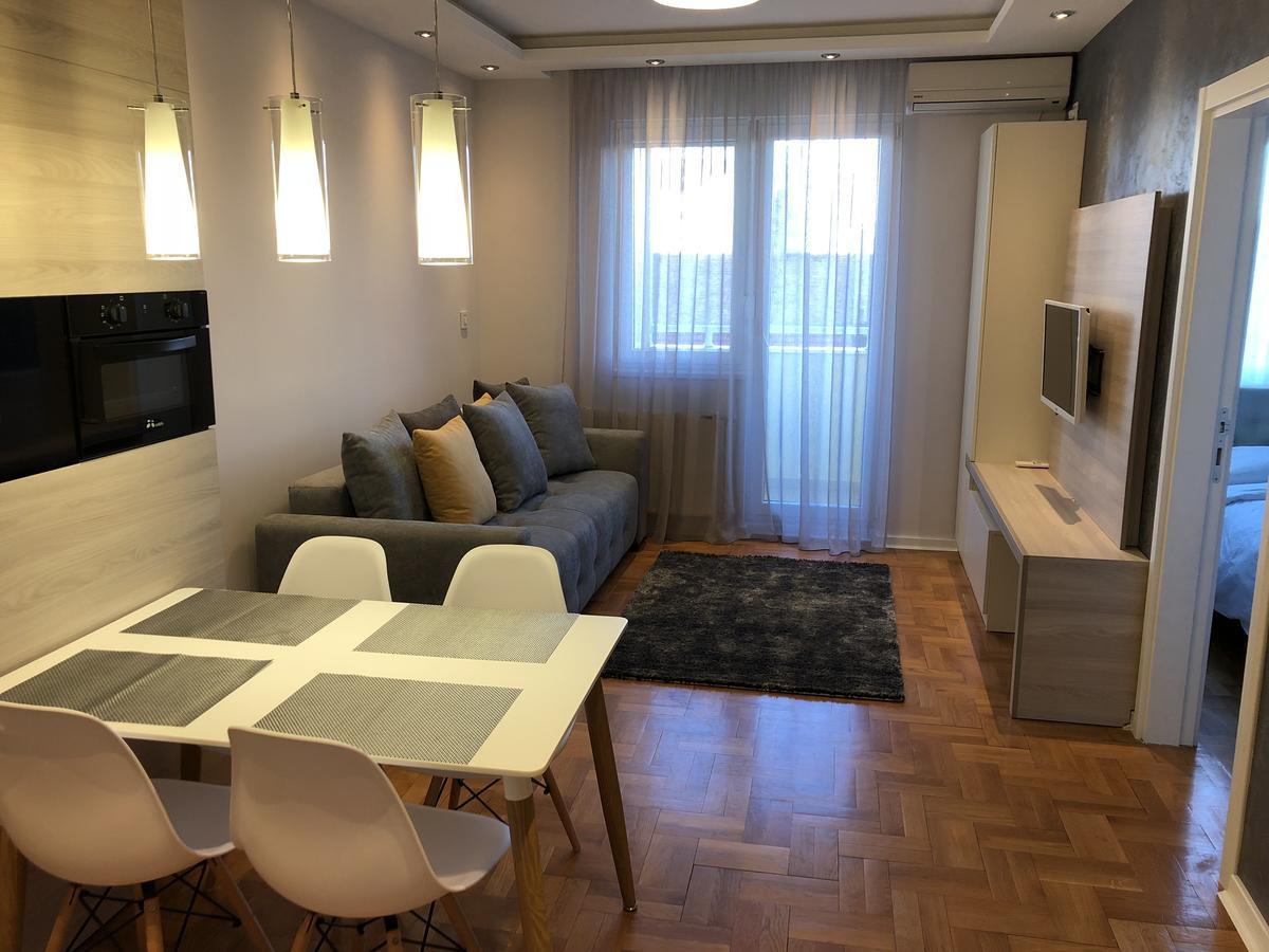5 Stars Apartment With Free Garage Place 诺威萨 外观 照片