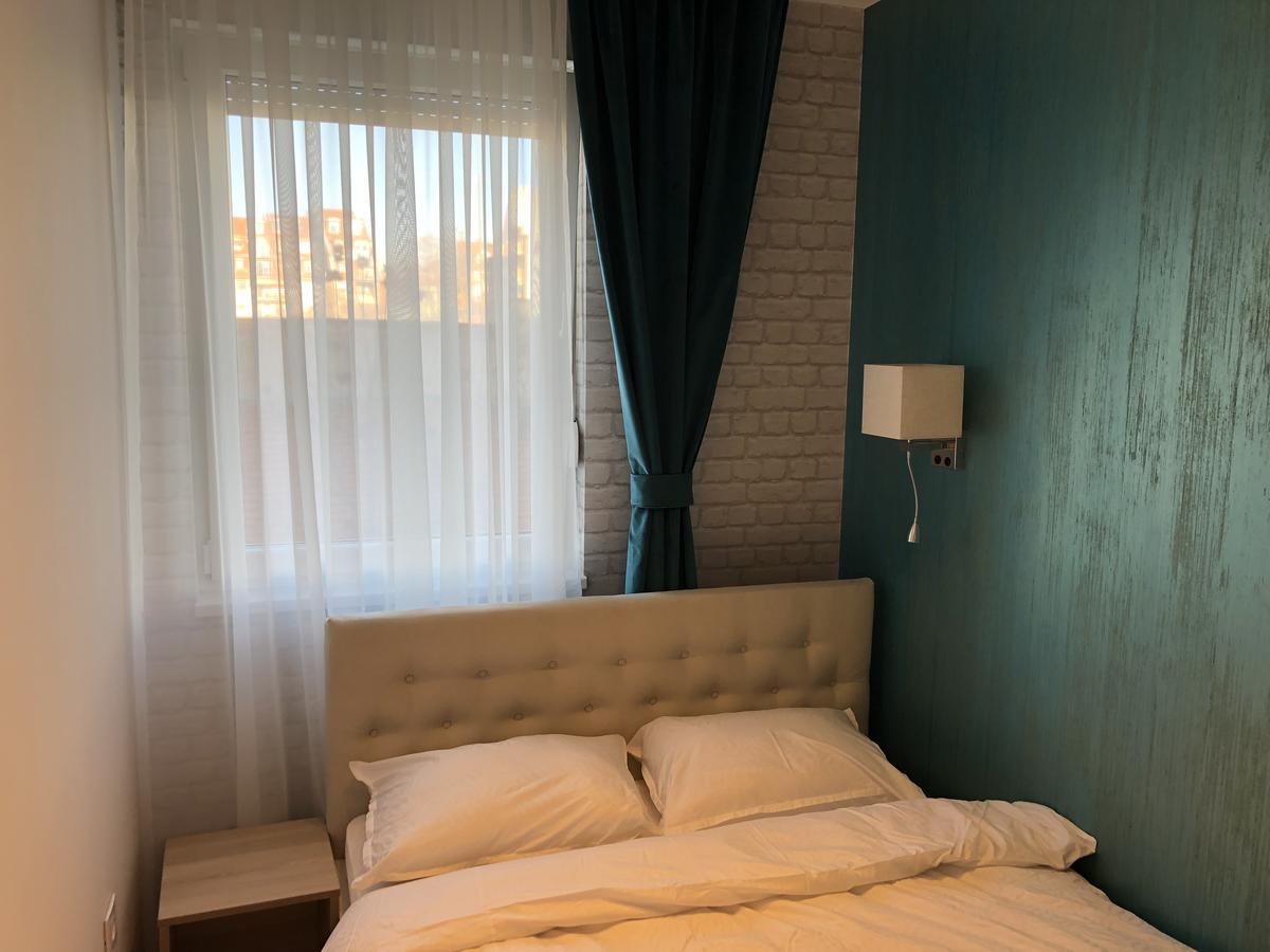 5 Stars Apartment With Free Garage Place 诺威萨 外观 照片