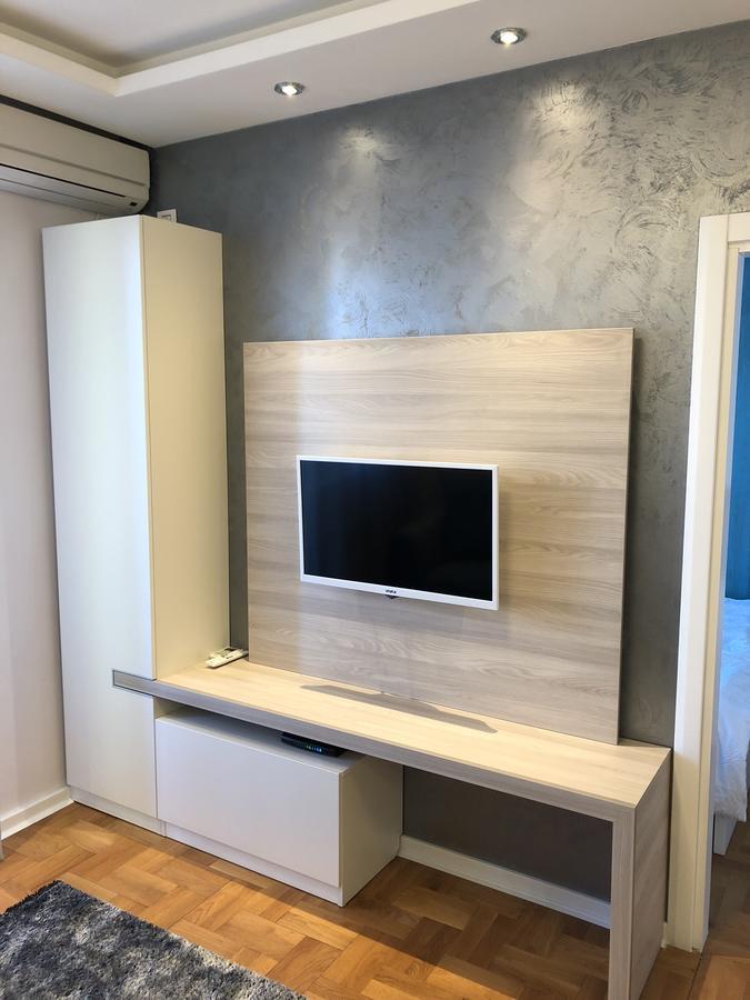 5 Stars Apartment With Free Garage Place 诺威萨 外观 照片
