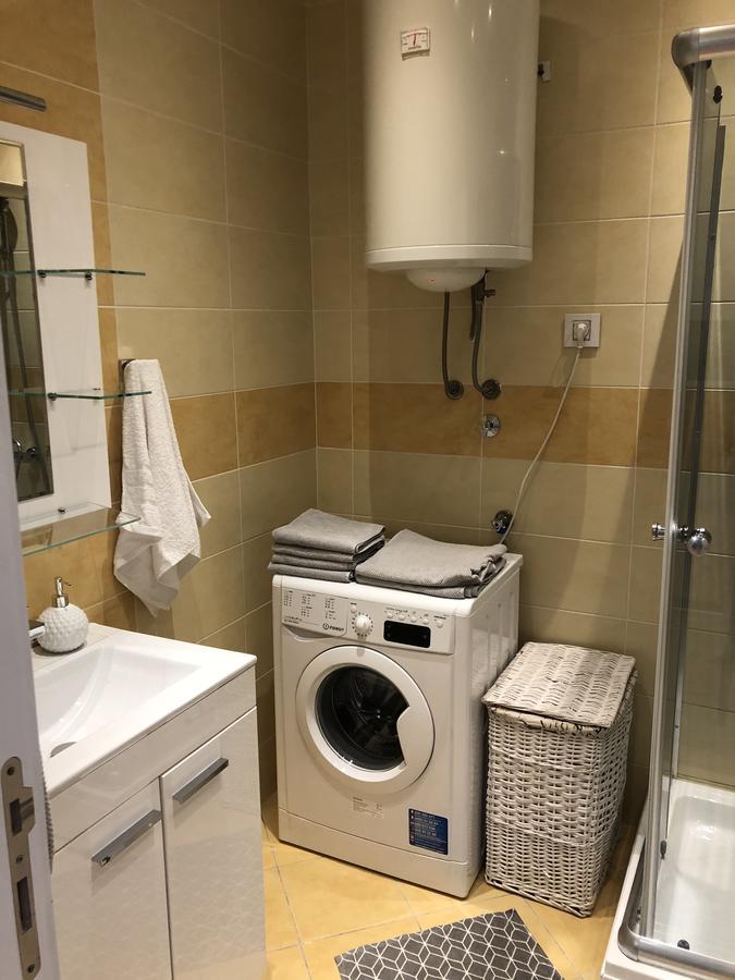5 Stars Apartment With Free Garage Place 诺威萨 外观 照片